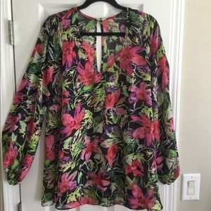 Show Me Your MuMu top size Large